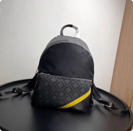 新款双肩包男士小怪兽尼龙布旅行背包休闲恶魔单肩书包潮老佛爷包